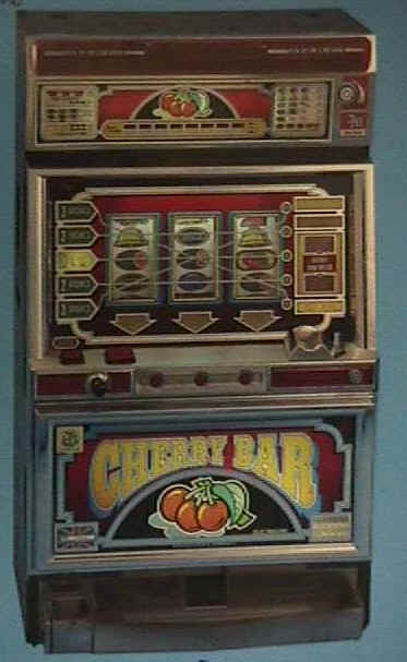 SLOT MACHINE